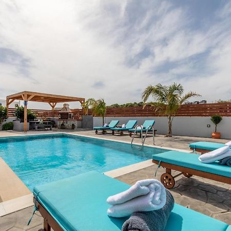 Dorieus Villa Lakhania Ngoại thất bức ảnh